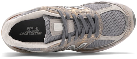 (W) New Balance 990v5 Buatan USA 'Moonbeam Silver' W990MB5 Lookbook (W) New Balance 990v5 Buatan USA 'Moonbeam Silver' W990MB5