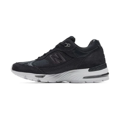 (W) NB 991 Made in England 'Black Reptile'
