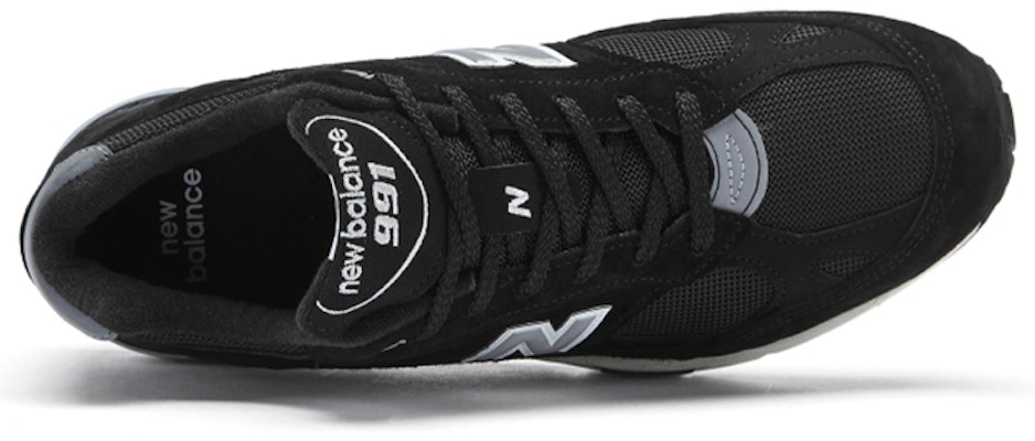 (W) New Balance 991 Buatan Inggris 'Hitam Perak' W991EKS Lookbook (W) New Balance 991 Buatan Inggris 'Hitam Perak' W991EKS