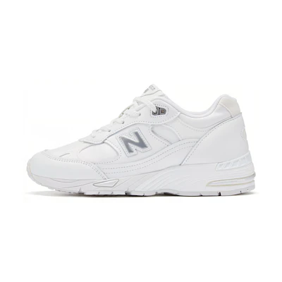 (W) NB 991 Made in England 'White'