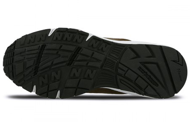Shop New Balance 991系列 減震防滑 低筒運動跑步鞋 女款 橄欖色 英產