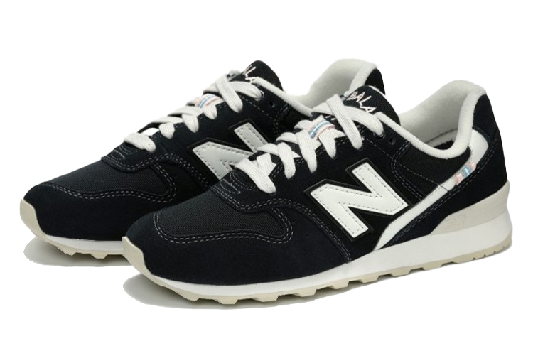 Lookbook (W) New Balance 996 'Hitam Putih' WR996YB