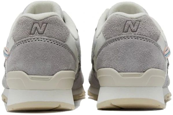 (W) New Balance 996 Siri 'Kelabu Awan Putih' WR996YC Shop (W) New Balance 996 Siri 'Kelabu Awan Putih' WR996YC
