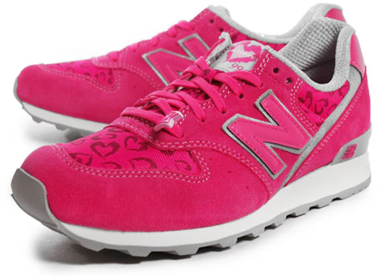 New Balance 996系列 愛心 輕便透氣 復古低筒跑步鞋 女款 粉紅色 Order New Balance 996系列 愛心 輕便透氣 復古低筒跑步鞋 女款 粉紅色
