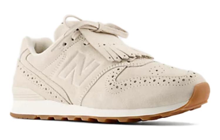 Lookbook (W) New Balance 996v2 'Kelabu Coklat' WL996PA2