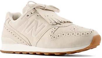 (W) New Balance 996v2 'Abu Coklat' WL996PA2 Lookbook (W) New Balance 996v2 'Abu Coklat' WL996PA2