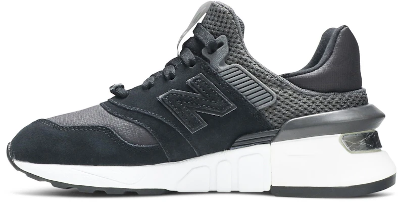 (W) New Balance 997 ''Noir'' WS997RB Lookbook (W) New Balance 997 ''Noir'' WS997RB