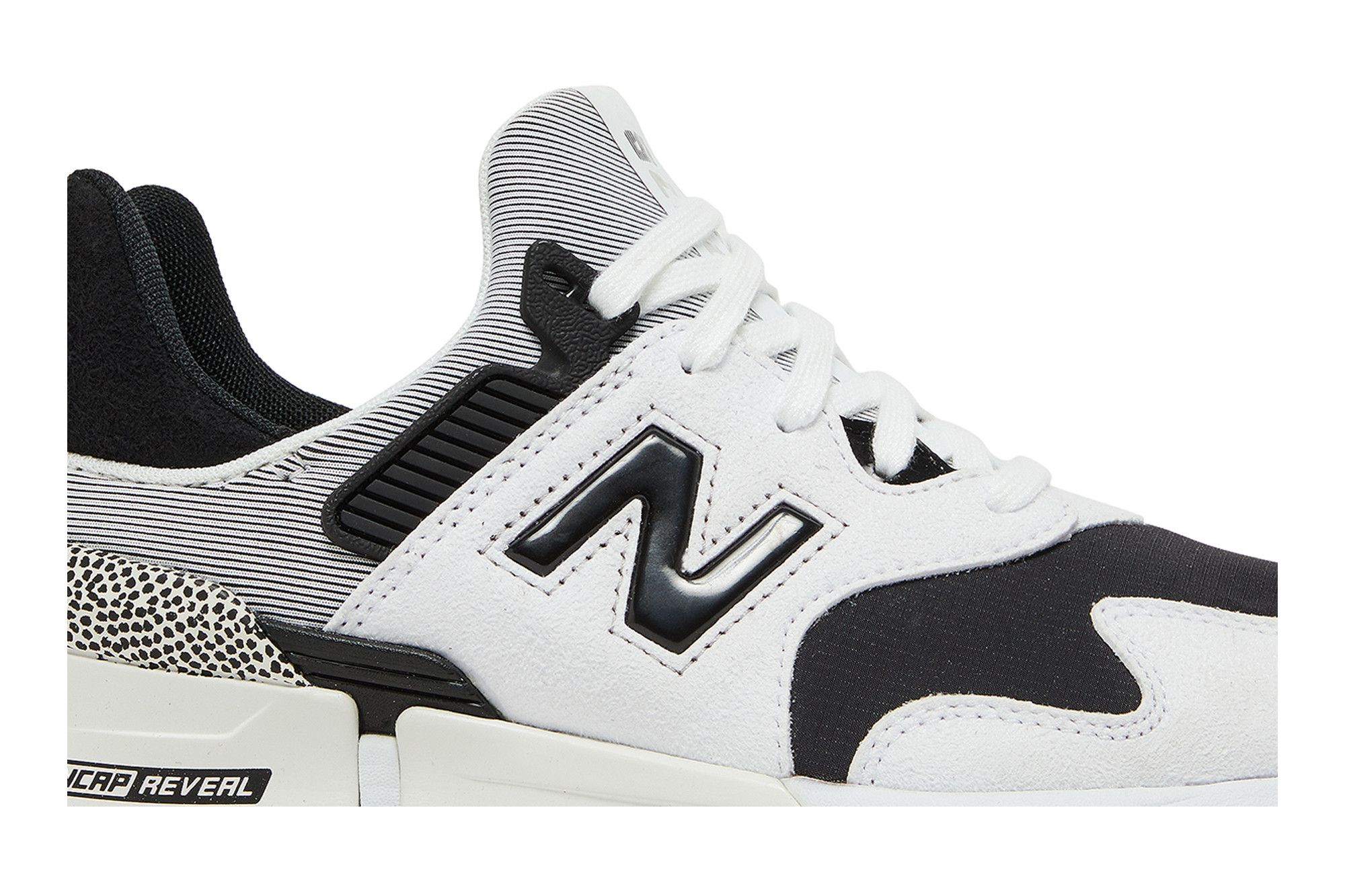 Order (W) New Balance 997 Sport ''Weiß Schwarz'' WS997JCF