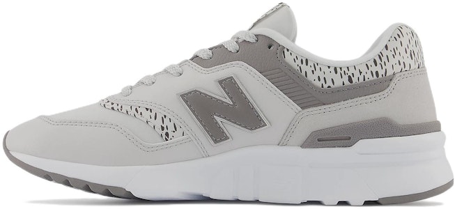New Balance 997H系列 舒適耐磨跑步鞋 女款 灰白 Buy New Balance 997H系列 舒適耐磨跑步鞋 女款 灰白
