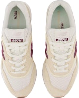 (W) ニューバランス997H マカダミアバーガンディ CW997HRM Lookbook (W) ニューバランス997H マカダミアバーガンディ CW997HRM