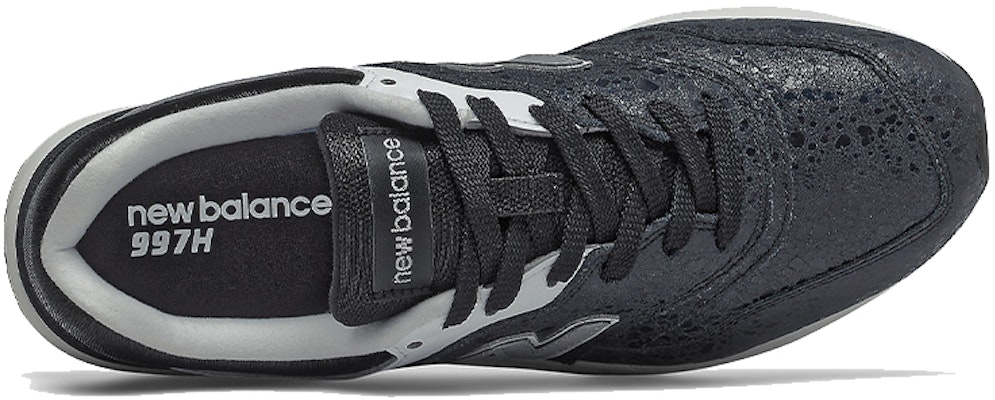 (W) New Balance 997H Hitam/Kelabu CW997HBZ Lookbook (W) New Balance 997H Hitam/Kelabu CW997HBZ