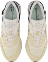 New Balance NB 997H 減震防滑 低幫 跑步鞋 女款 黃白 Shop New Balance NB 997H 減震防滑 低幫 跑步鞋 女款 黃白
