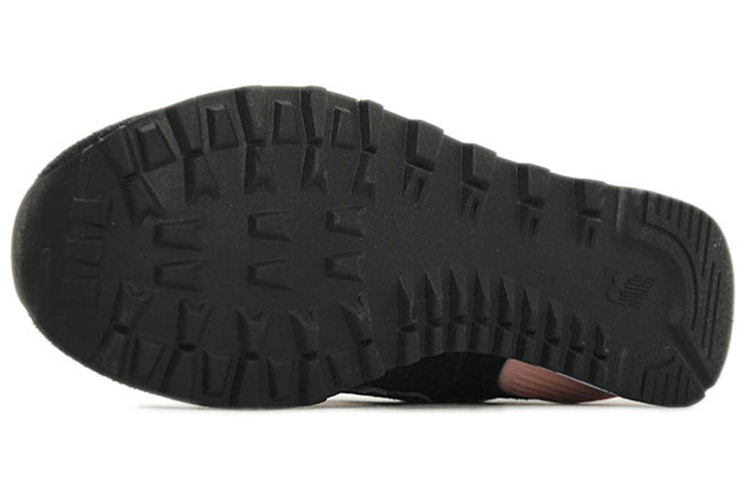 Shop New Balance 574系列 低幫跑步鞋 黑粉色 女款