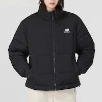 Shop (W) 新百伦黑色标志立领拉链羽绒夹克 AWJ24317-BK