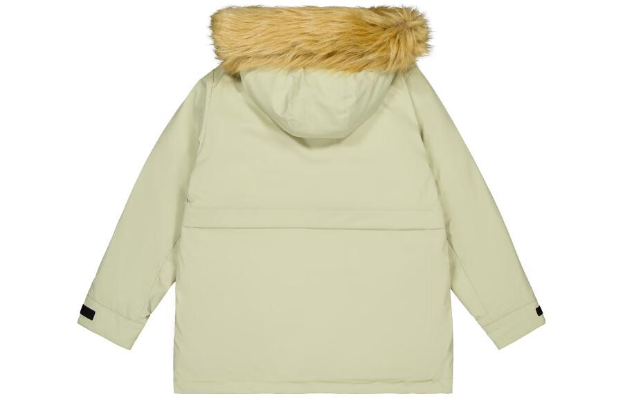 Lookbook (W) New Balance Chaqueta Verde Acolchada con Capucha a Prueba de Viento. AWJ34305-FUG