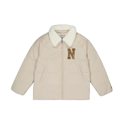 (Women) New Balance Letter Zip Warm Down Jacket with Fur Collar Khaki. NPD4E122-LBE