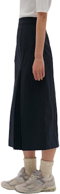 (Women) New Balance Solid Color Casual Comfortable Maxi Dress Black AWK45001-NV Details for (Women) New Balance Solid Color Casual Comfortable Maxi Dress Black AWK45001-NV