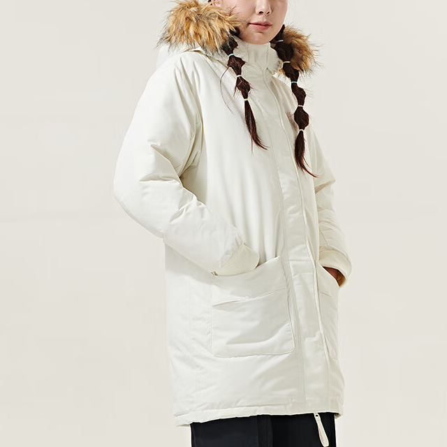 Details for (W) New Balance 白色帶毛帽羽絨外套附標誌印花. AWJ23345-CRM