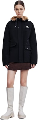 (Women) New Balance Black Down Jacket with Fur Hood Winter Coat Long Sleeve. AWJ13340-BK Purchase (Women) New Balance Black Down Jacket with Fur Hood Winter Coat Long Sleeve. AWJ13340-BK