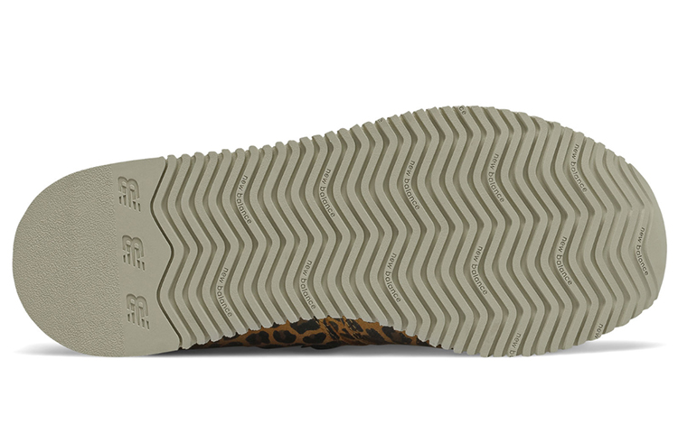 Shop New Balance Comp 100 豹紋 女款