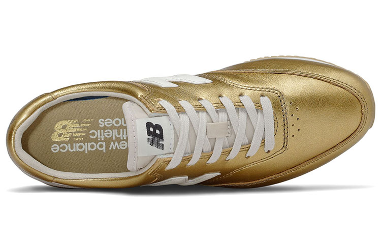 Shop (W) New Balance Comp 100 Couleur ''Or'' WLC100AT