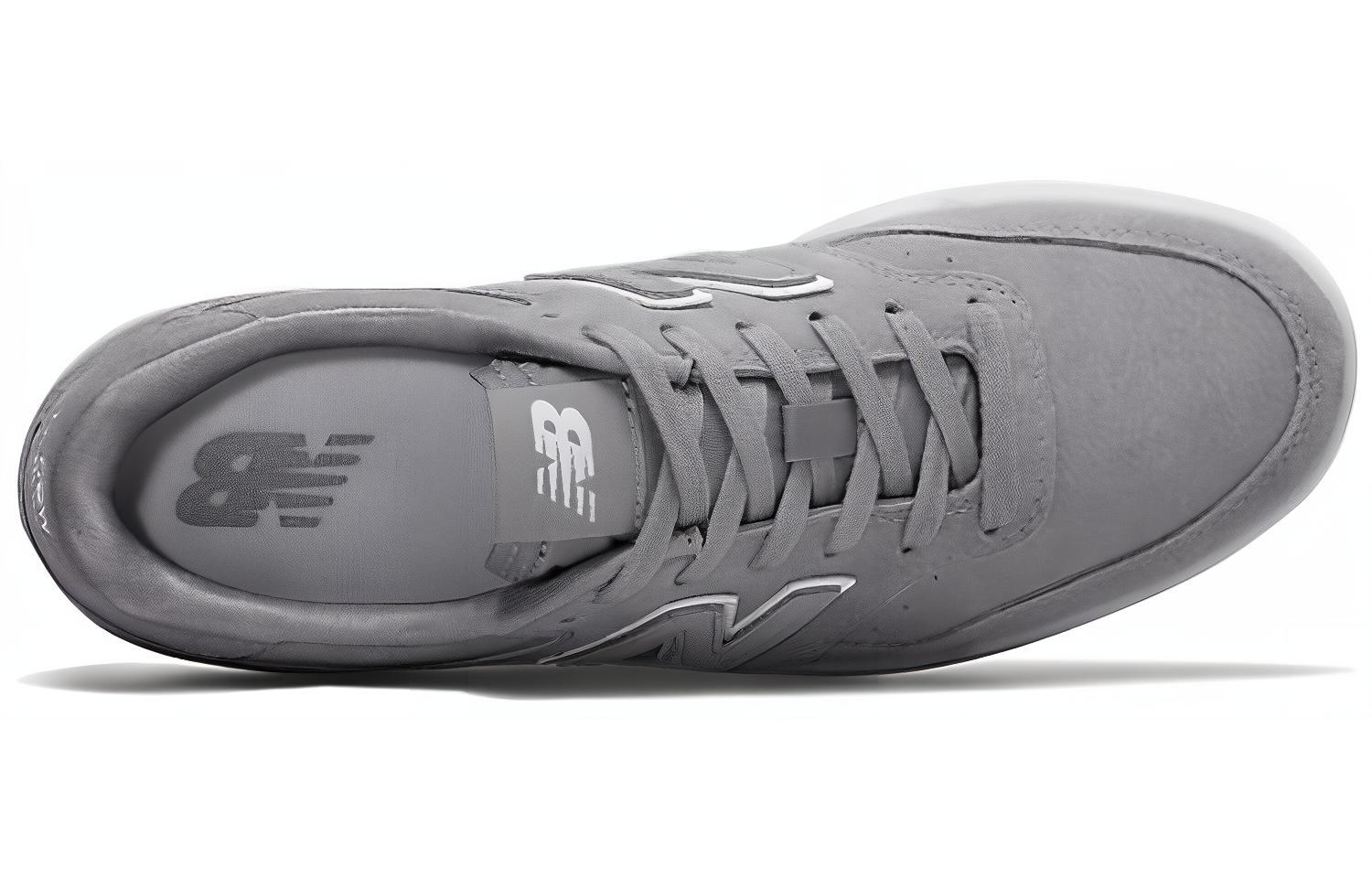 Lookbook (W) New Balance CRT300 V2 'Gris' WRT300TN