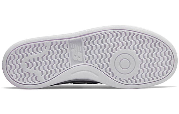 Shop (W) New Balance CRT300 V2 'Gris' WRT300TN