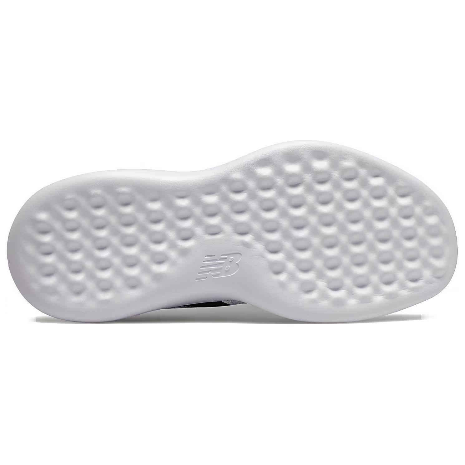 Shop (W) New Balance Siri Cush WRCVRYB2