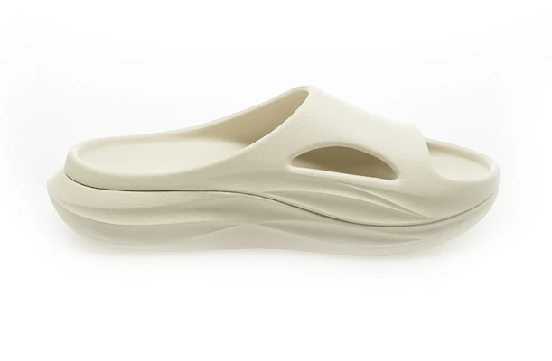 (Women) New Balance Cushioned Waterproof Slides W66509TG Lookbook (Women) New Balance Cushioned Waterproof Slides W66509TG