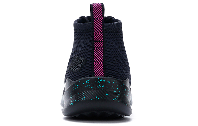 Shop (W) New Balance Cypher Run 'Hitam Pink Hijau' WSRMCBP