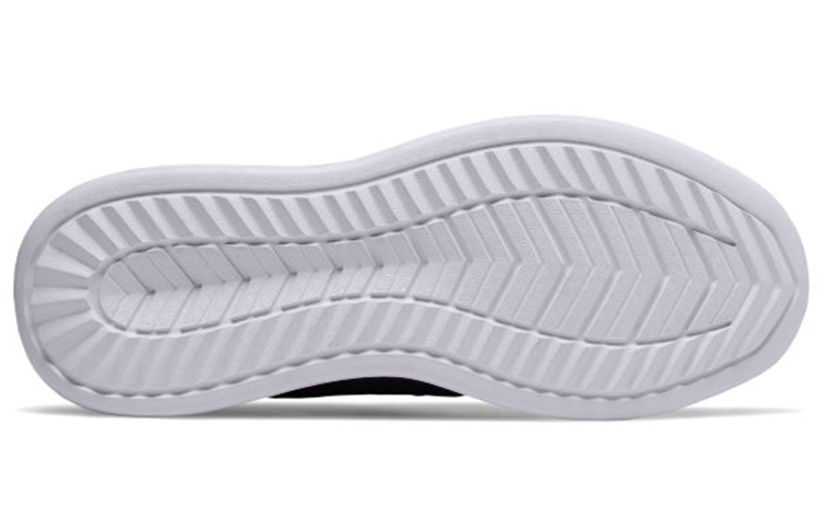 Shop (W) New Balance Cypher Run Knit 'Hitam' WSRMCKB