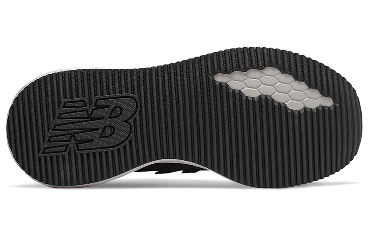 Shop (W) New Balance Cypher Run Knit Gris ''Noir'' WSX70BNC