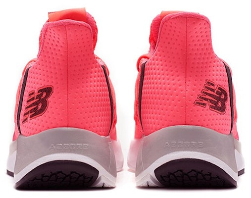 (W) ニューバランス Cypher V2 ピンク WSRMCLM2 Lookbook (W) ニューバランス Cypher V2 ピンク WSRMCLM2