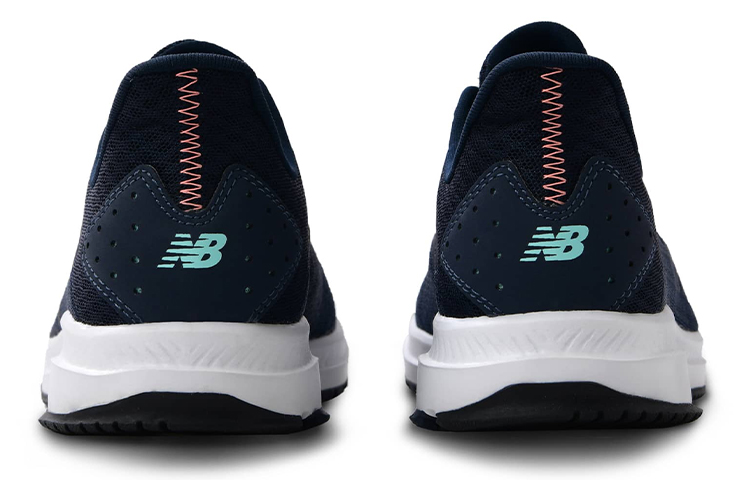 Shop (W) New Balance DynaSoft Flash v6 ''Noir'' WFLSHNW6