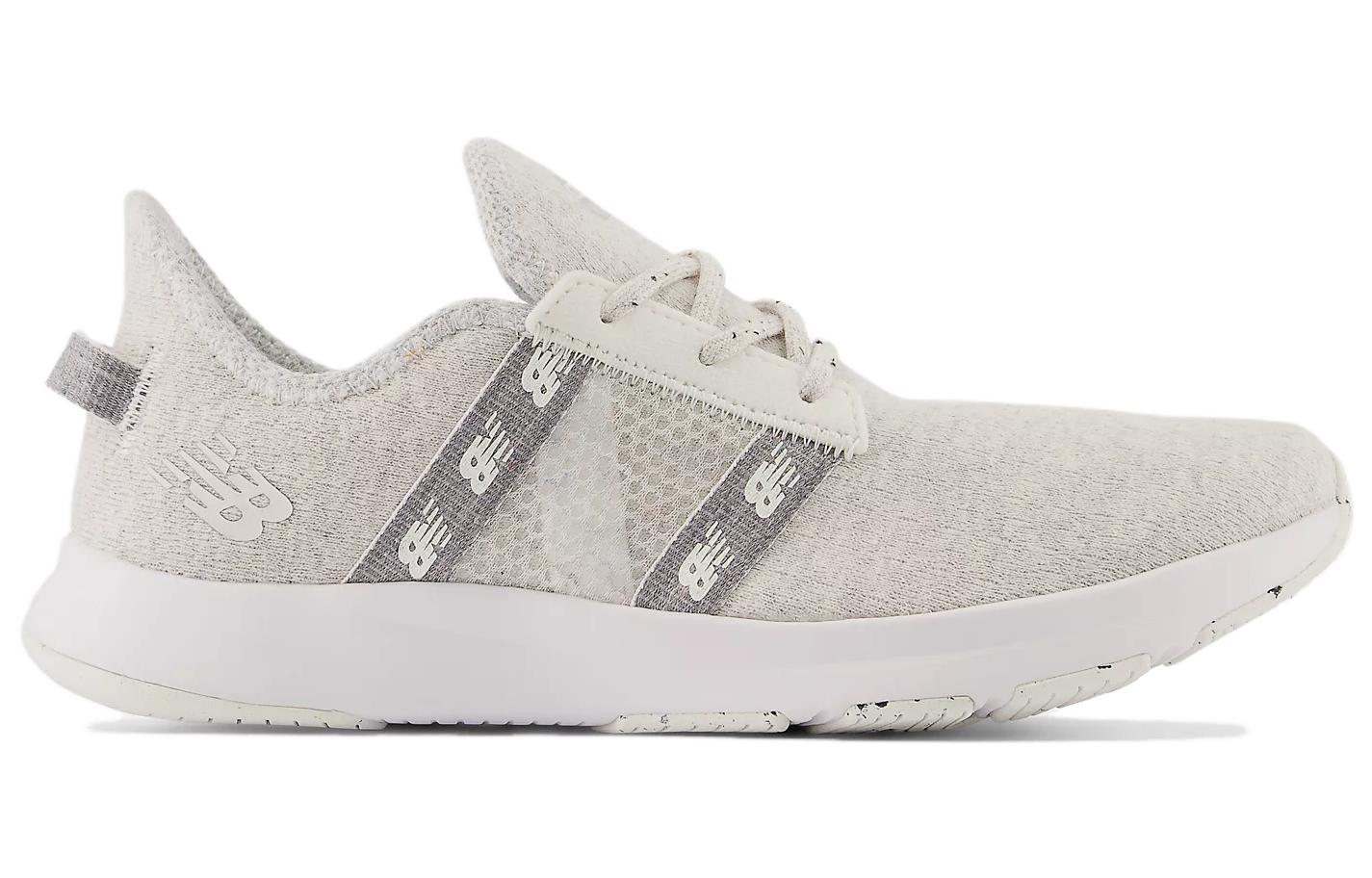 Lookbook (W) New Balance Dynasoft Nergize v3 ''Wit Grijs'' WXNRGWU3