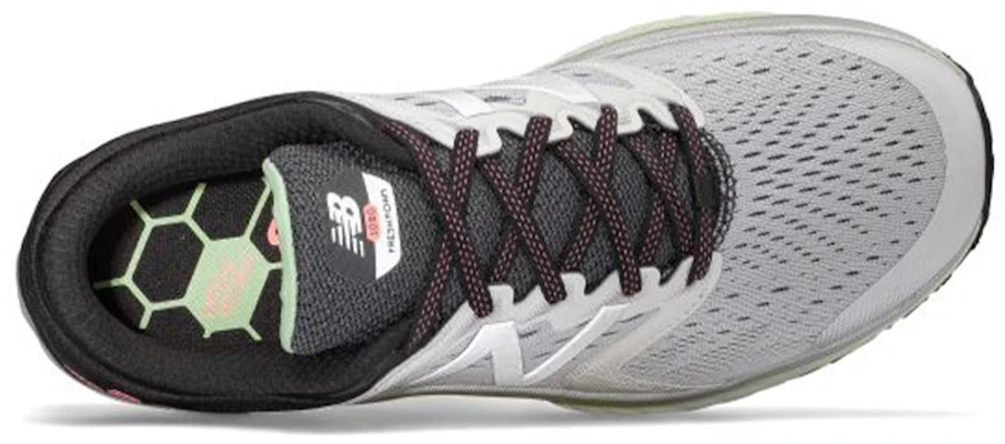 (W) New Balance Fresh Foam 1080 v8 ''Grau Schwarz Weiß'' W1080WB8 Lookbook (W) New Balance Fresh Foam 1080 v8 ''Grau Schwarz Weiß'' W1080WB8