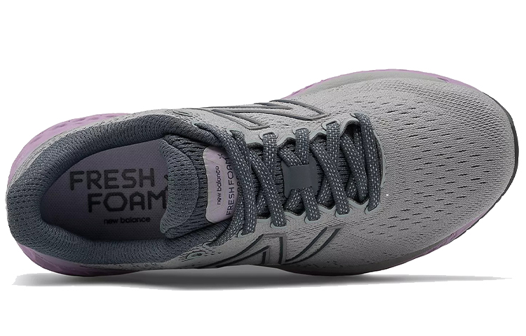 Lookbook (W) ニューバランス FF880v11 ライトサイクロン W880Z11