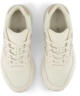 (W) (여성) 뉴발란스 프레쉬폼 880v6 '오프 화이트' WW880TB6-D WW880TB6-D Lookbook (W) (여성) 뉴발란스 프레쉬폼 880v6 '오프 화이트' WW880TB6-D WW880TB6-D