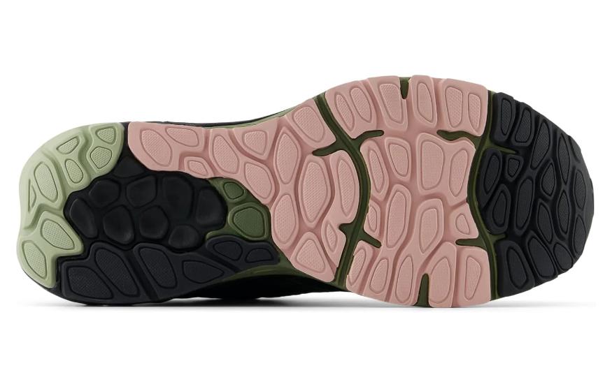 Shop (W) New Balance Fresh Foam 'Hitam Hijau' W880GP13