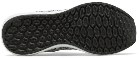 Shop New Balance Fresh Foam 黑白 女款