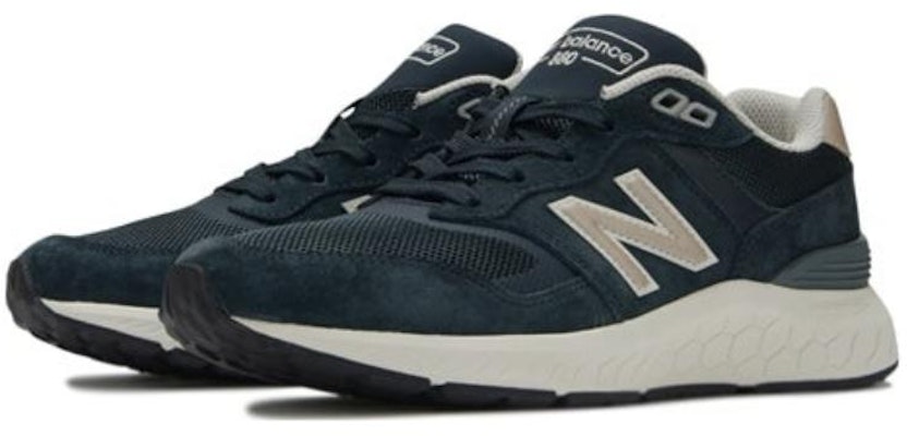 (W) Sepatu Berjalan New Balance Fresh Foam 880 v6 'Biru Putih' WW880NV6 Lookbook (W) Sepatu Berjalan New Balance Fresh Foam 880 v6 'Biru Putih' WW880NV6