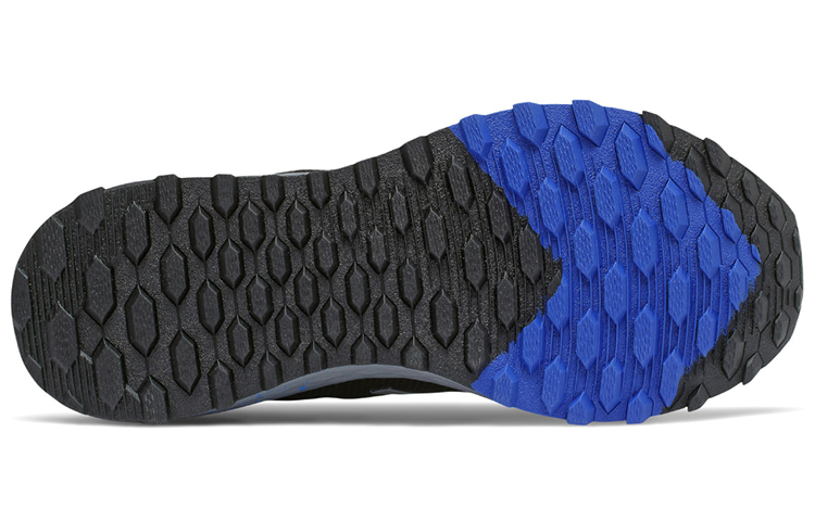 Shop (W) New Balance Fresh Foam Arishi Trail ''Noir'' WTARISM1