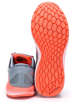 New Balance NB Fresh Foam Boracay v2 耐磨透氣 低幫 跑步鞋 女款 灰色 Shop New Balance NB Fresh Foam Boracay v2 耐磨透氣 低幫 跑步鞋 女款 灰色