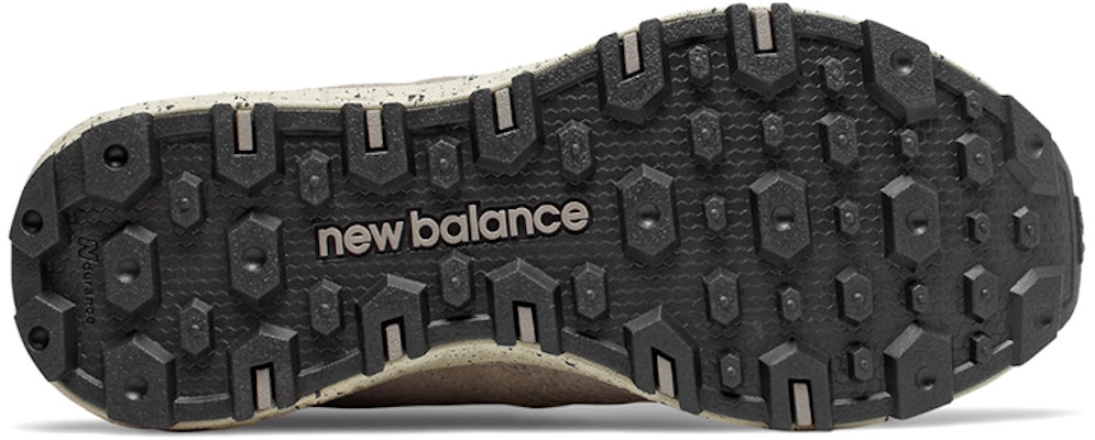 New Balance Fresh Foam Crag Trail 米色 女款 Shop New Balance Fresh Foam Crag Trail 米色 女款