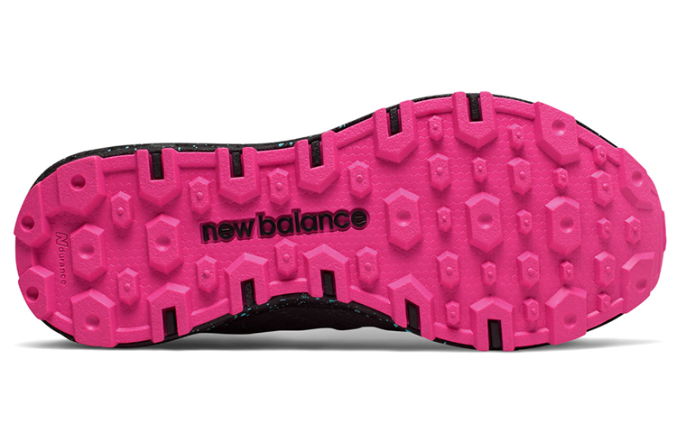 Shop (W) New Balance Fresh Foam Crag Trail ''Noir'' WTCRGRL1