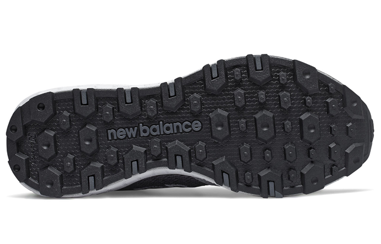 Shop (W) New Balance Fresh Foam Crag v2 ''Grigio'' WTCRGRG2