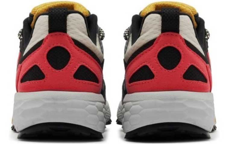 Shop (W) New Balance Fresh Foam Crag v2 Trail ''Nero Rosso'' WTCRGLS2