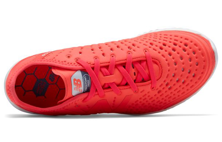 Lookbook (W) New Balance Fresh Foam Crush 'Oranye Putih' WXCRSVC