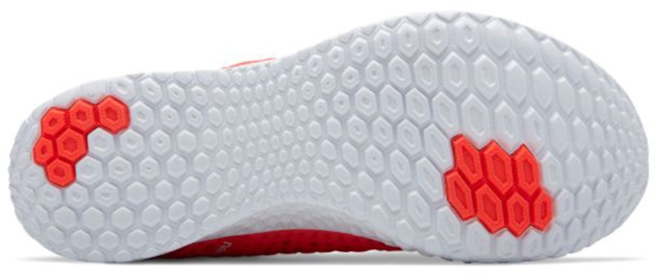 (W) New Balance Fresh Foam Crush 'Oranye Putih' WXCRSVC Shop (W) New Balance Fresh Foam Crush 'Oranye Putih' WXCRSVC