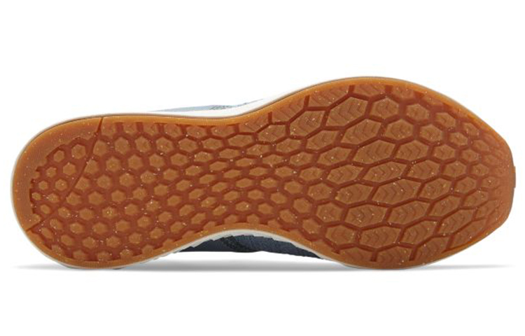 Shop (W) New Balance Fresh Foam Cruz "蓝色" 运动鞋 WCRZDKG